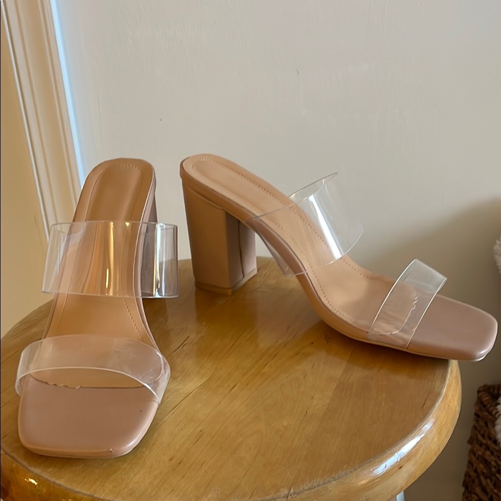 Elegant Tan Block Heel Sandals